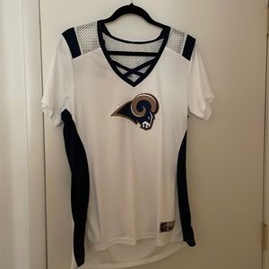 Women’s Rams shirt size XL